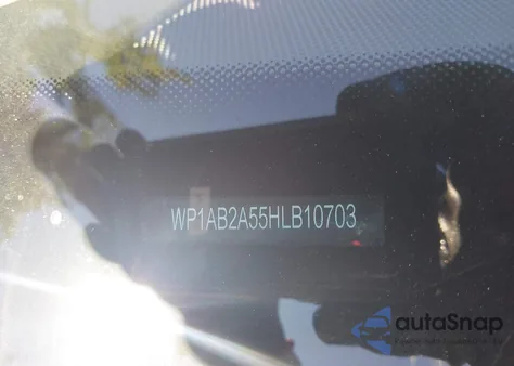 2017 Porsche Macan S из США, поврежденный, VIN WP1AB2A55HLB10703